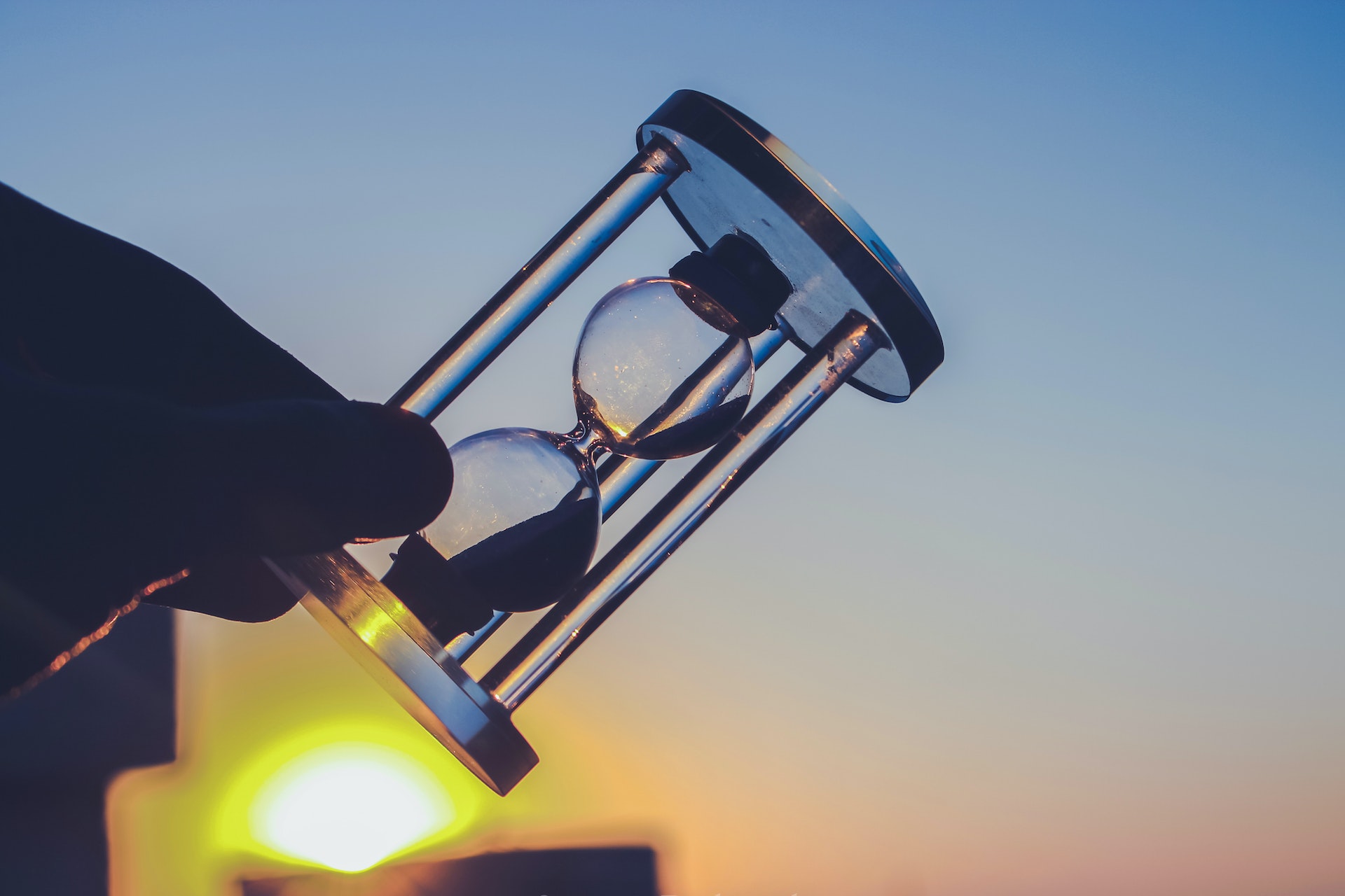 10 Indicators that You Must Hire a Virtual Assistant